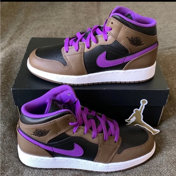Jordan Shoes - Jordan Mid-Top Sneakers Brown Black Purple